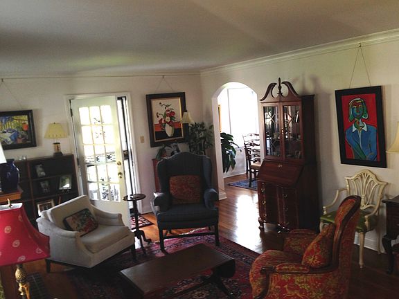 2nd image of 4007 Staunton Ave SE