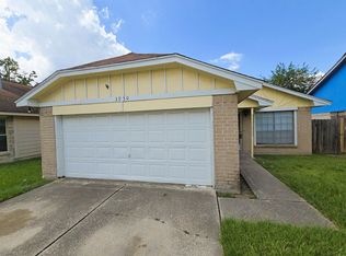 3930 Mohlerbruk Dr, Houston, TX 77066