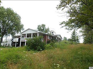 2nd image of 890 N County Road 800 W