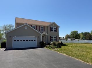 11 Virginia Ave, Edgewater, MD 21037