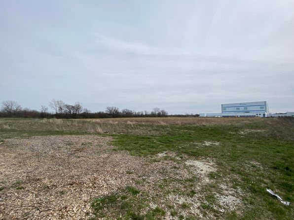 6325 S Liverpool Rd, Hobart, IN 46342