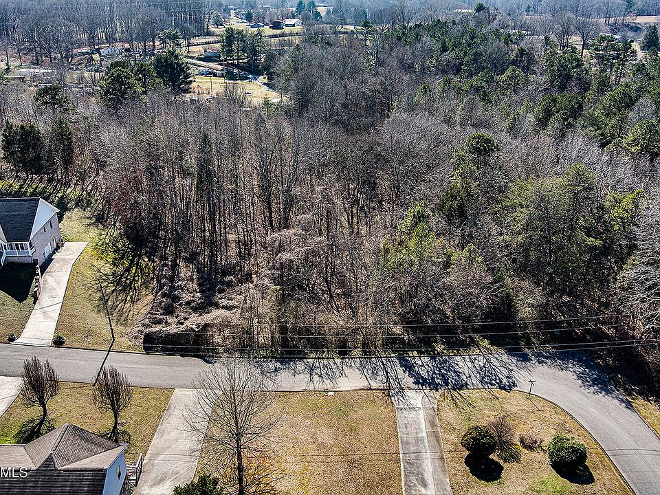 1st image of 0 Kenwood Dr #1