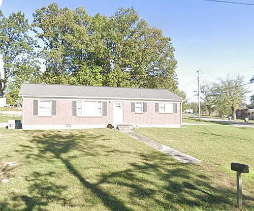1305 Maddux Ave Photo 1 1305 Maddux Ave Photo 1