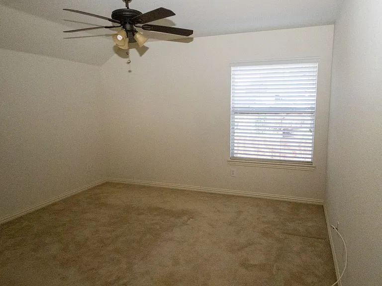 10002 River Bend Dr — Photo 9