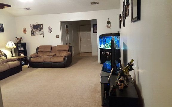 4th image of 1841 La Mesa Ln
