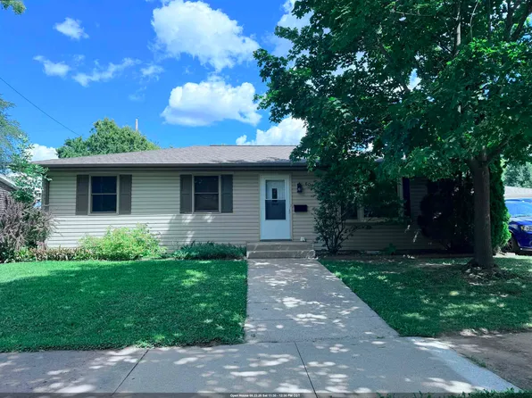 609 Linda St, Combined Locks, WI 54113