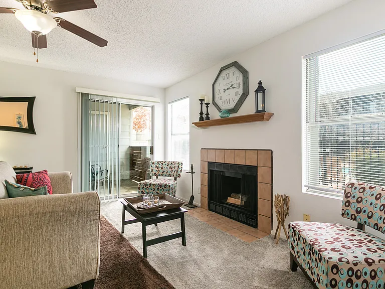 Arrowhead Pointe — Photo 10