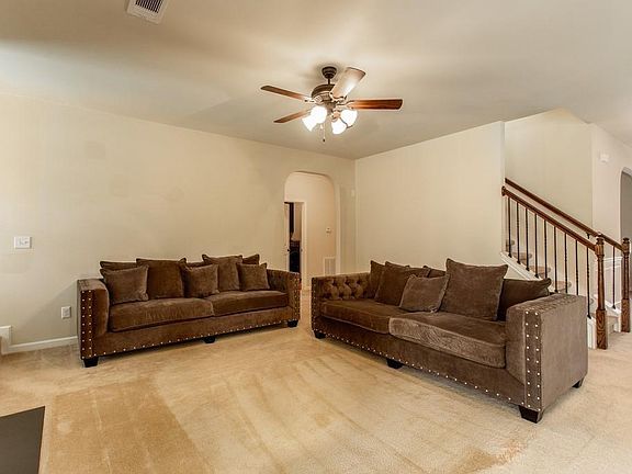 5th image of 333 Astoria Way