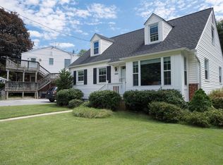 4002 Spruell Dr, Kensington, MD 20895