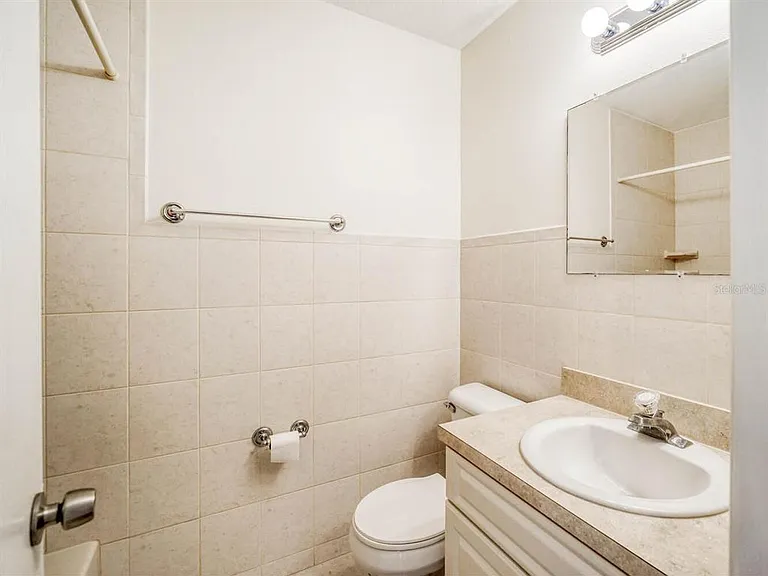 4939 Floramar Ter #904 — Photo 31