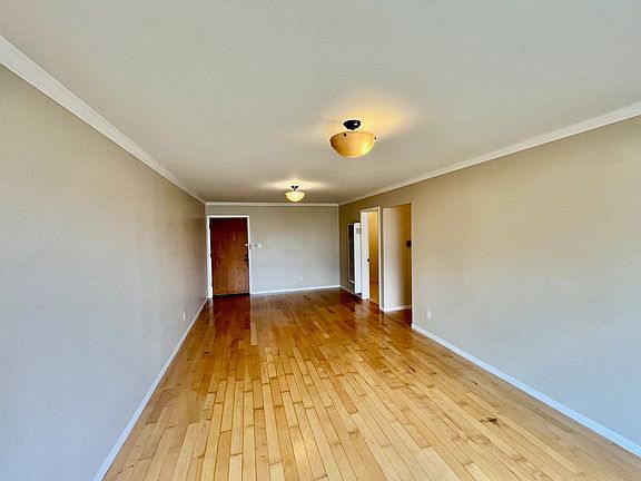 2nd image of 425 39th Ave APT 3