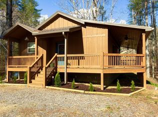 246 Dickey Place Dr, Marble, NC 28905