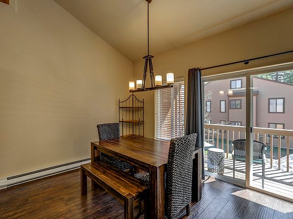 4th image of 1607 Davis Ave #G28