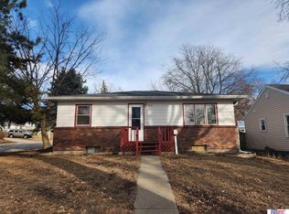 1220 N 9th St, Beatrice, NE 68310