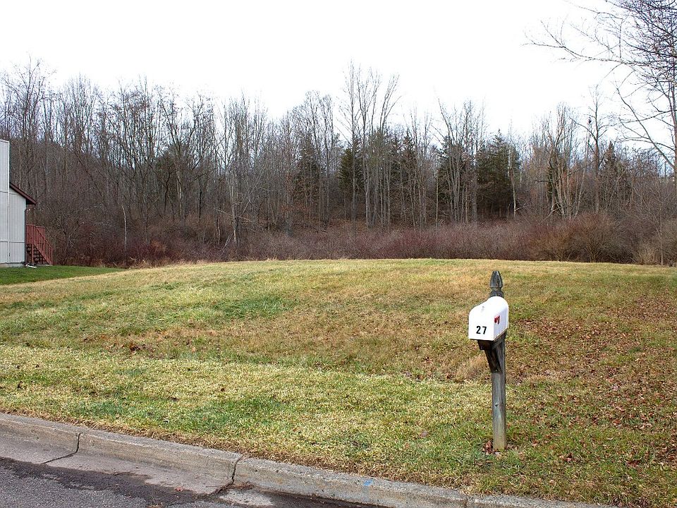1st image of 24 Carol Ct #26