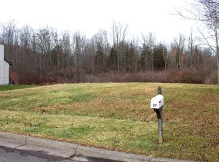 24-26 Carol Ct, Endicott, NY 13760