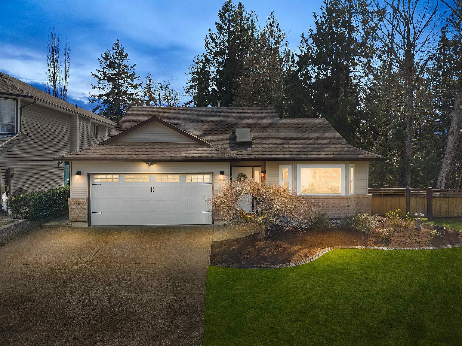 23216 121a Ave photo 1