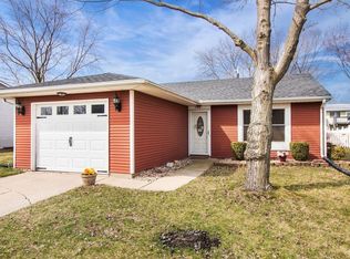 943 Mosby Ct, Joliet, IL 60431