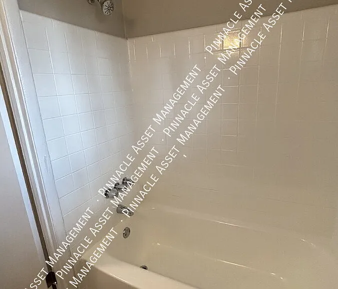208 Valley View Ave #2 — Photo 12