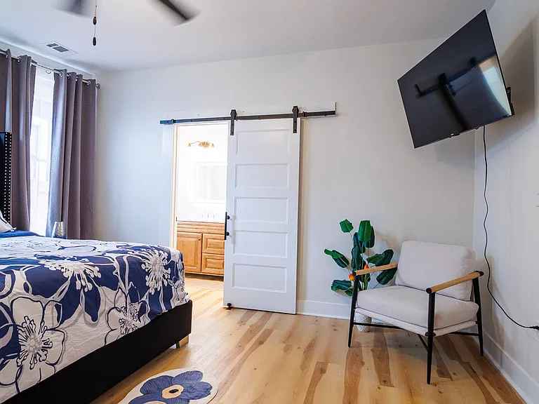 854 Beecher St SW — Photo 12