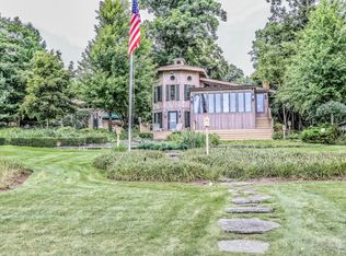 1617 Cedar Point Dr, Delavan, WI 53115