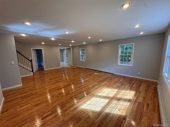 4th image of 4 Barnes Road