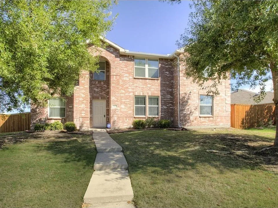 2912 Lake Terrace Dr