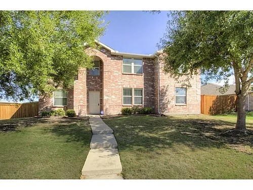 2912 Lake Terrace Dr Photo 1