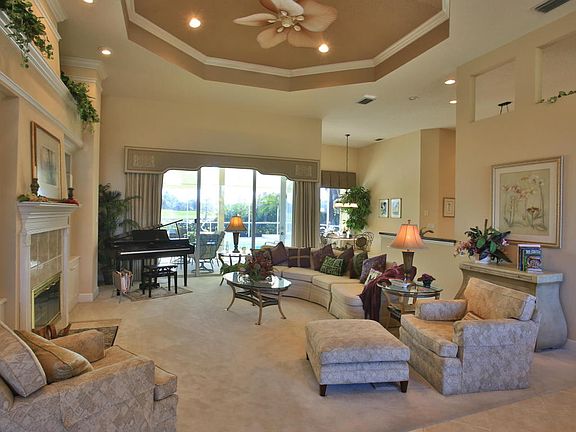 4th image of 1098 Hampstead Ln