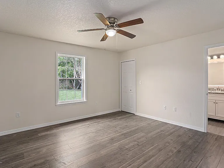 8399 Keesler St — Photo 12