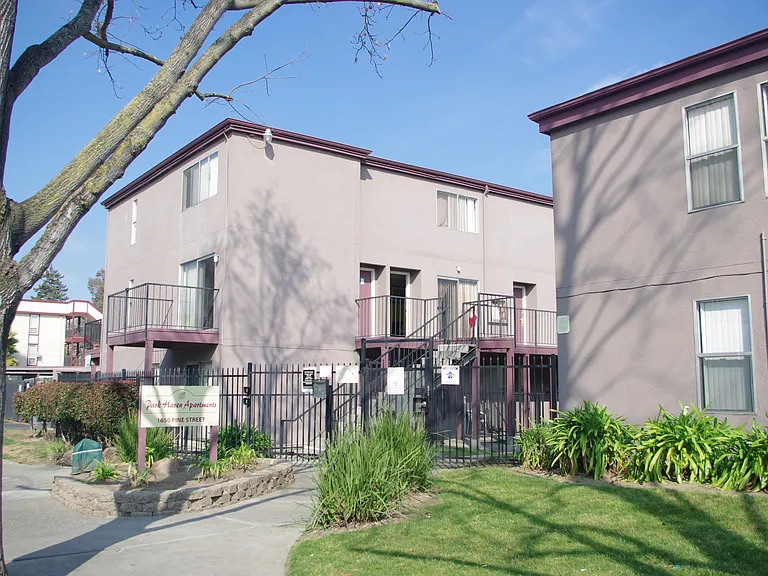 Park Haven Apartments — Photo 14