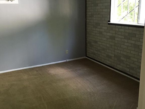 5th image of 6219 Pike Valley Dr