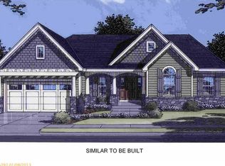 2 Stonewall Ln, Saco, ME 04072