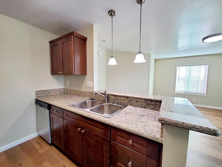 Cinnamon Woods Apartments — Photo 19