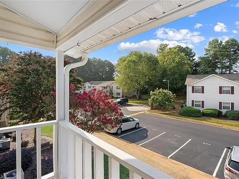 5643 Hornaday Rd #E — Photo 10