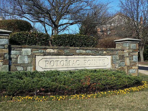 The community of Potomac Pointe
