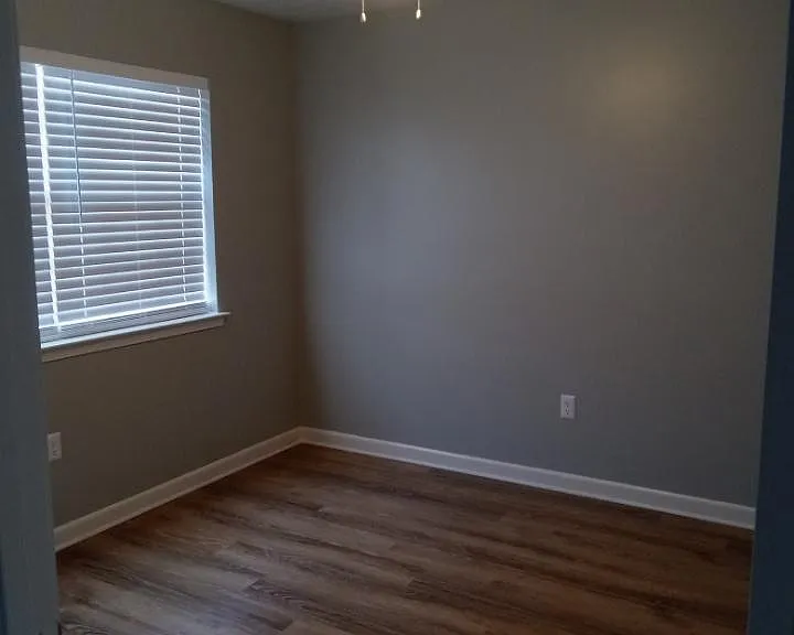299 Medical Dr #3 — Photo 7