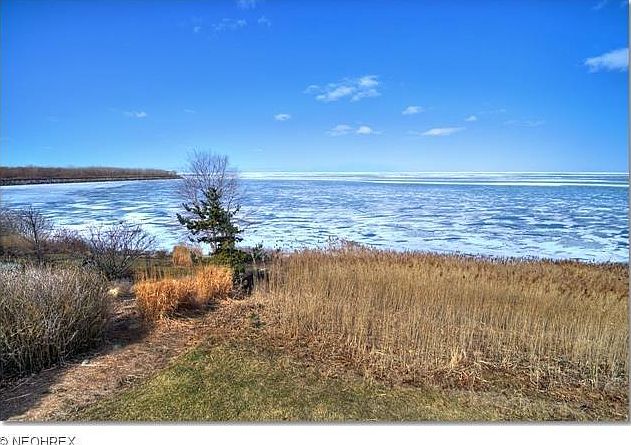 2nd image of 9615 Lake Shore Blvd