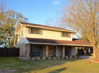 9403 Redwood Dr, Baton Rouge, LA 70814