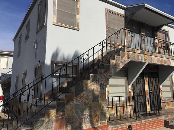 2nd image of 3048 Emerson St