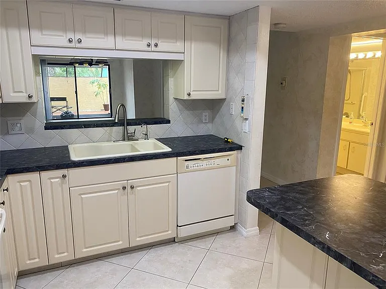 2440 Winding Creek Blvd #108 — Photo 4