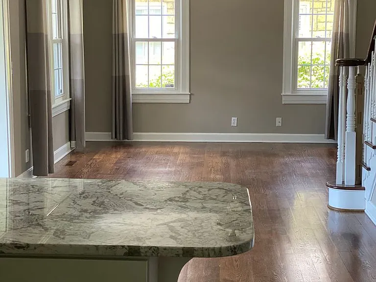 2534 Tennyson Ave — Photo 9