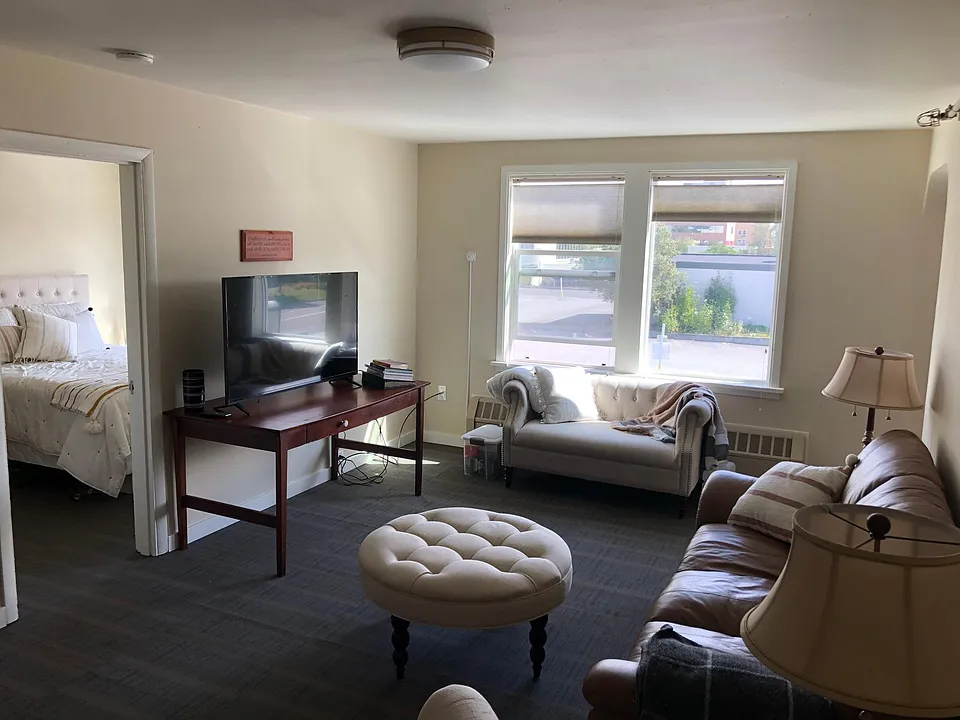 835 D St #306