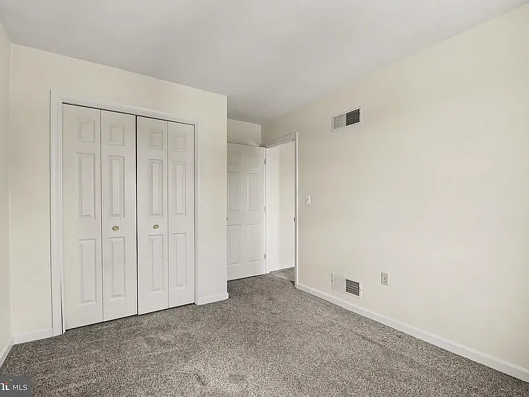 652 Park Ridge Dr — Photo 16