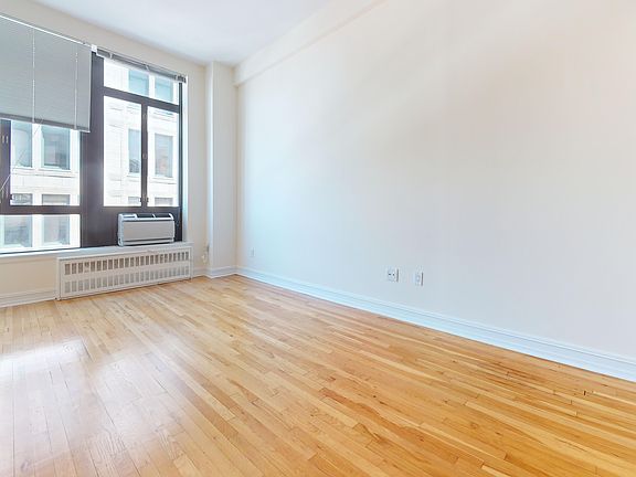 2nd image of 1 Astor Pl APT 3c