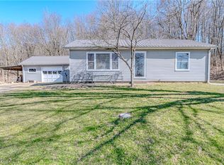 8119 Cindell St SE, East Canton, OH 44730