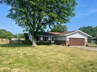 514 N Monroe St, Gardner, IL 60424