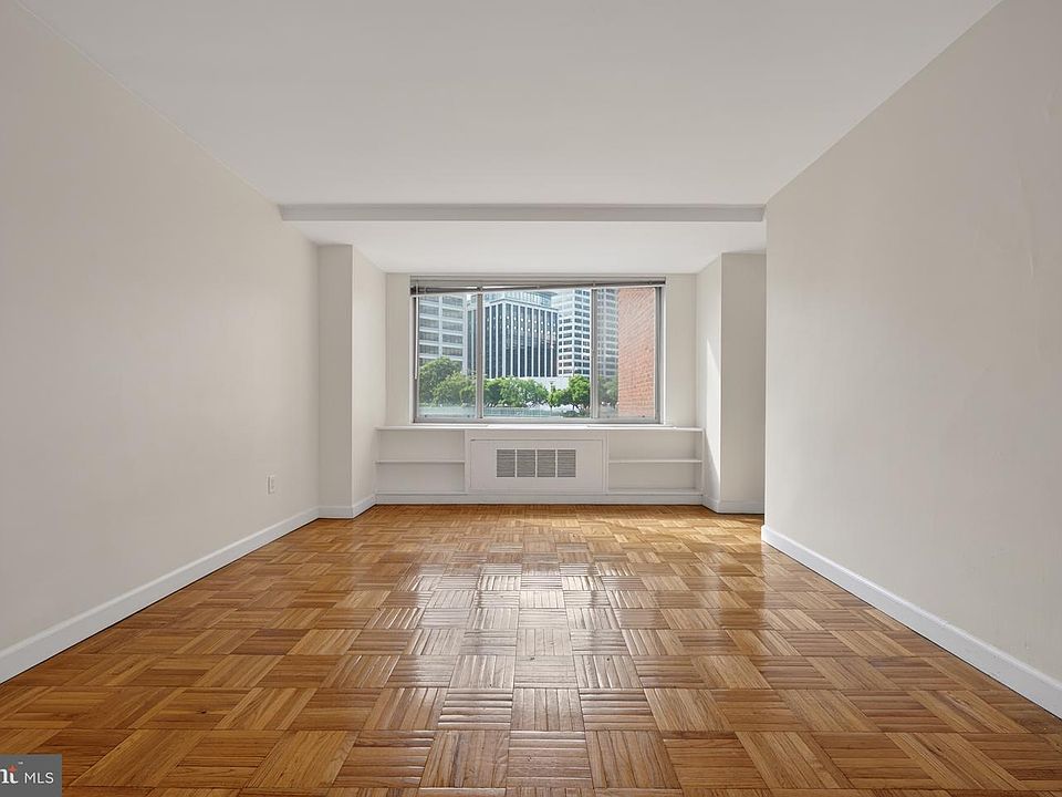 1st image of 1121 Arlington Blvd APT 520