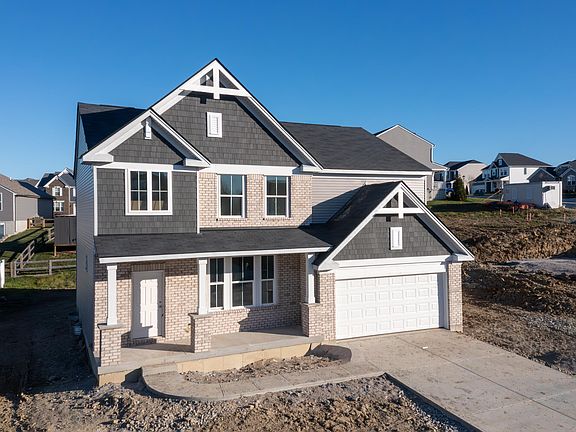 3rd image of 604 Blanda Ct