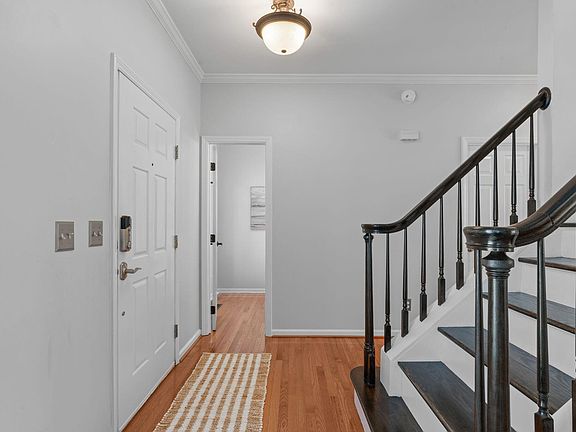 4th image of 105 Laurel Branch Dr